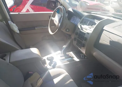 2010 Ford Escape Xlt из США, поврежденный, VIN 1FMCU0DG0AKC76270